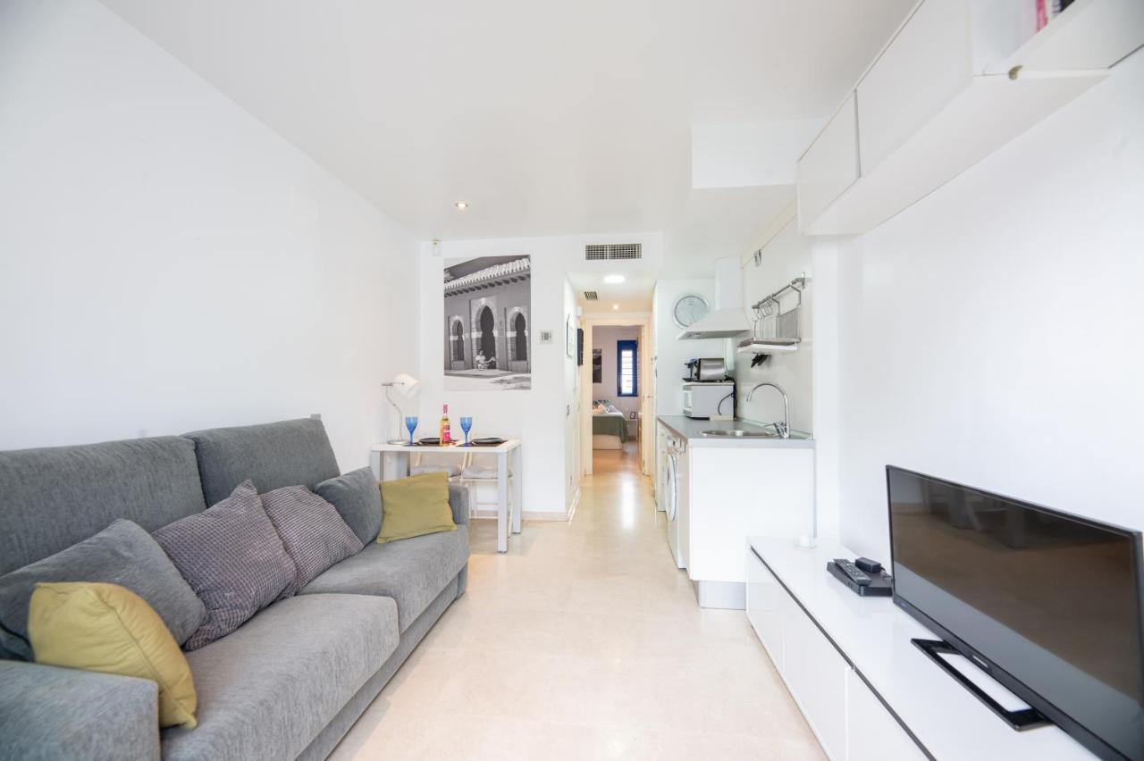 Modern Apartment Next To The Beach, Pets Friendly بينالماذينا المظهر الخارجي الصورة