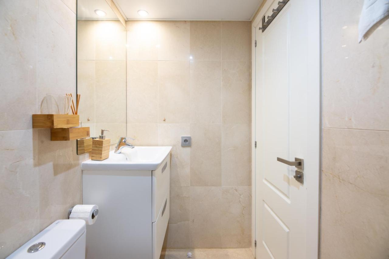 Modern Apartment Next To The Beach, Pets Friendly بينالماذينا المظهر الخارجي الصورة